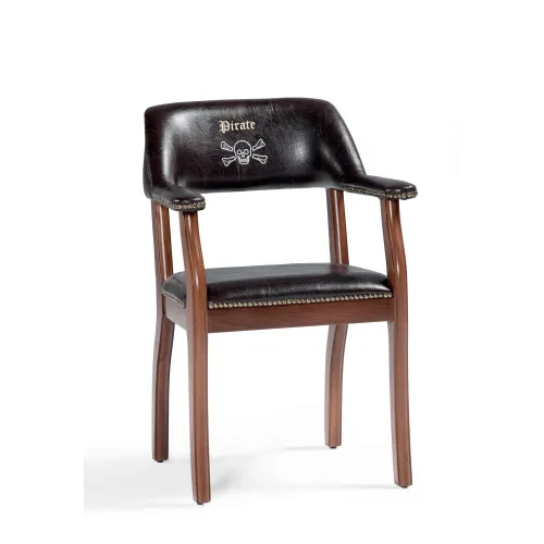 PIRATE_PLUS_CHAIR_1@2x (1)
